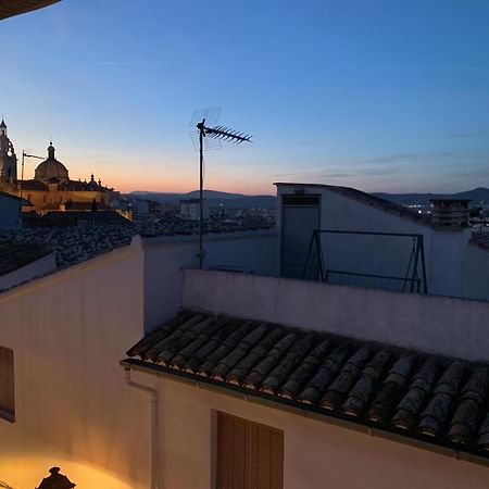 Fortress Jacuzzi Suites Xàtiva Eksteriør bilde
