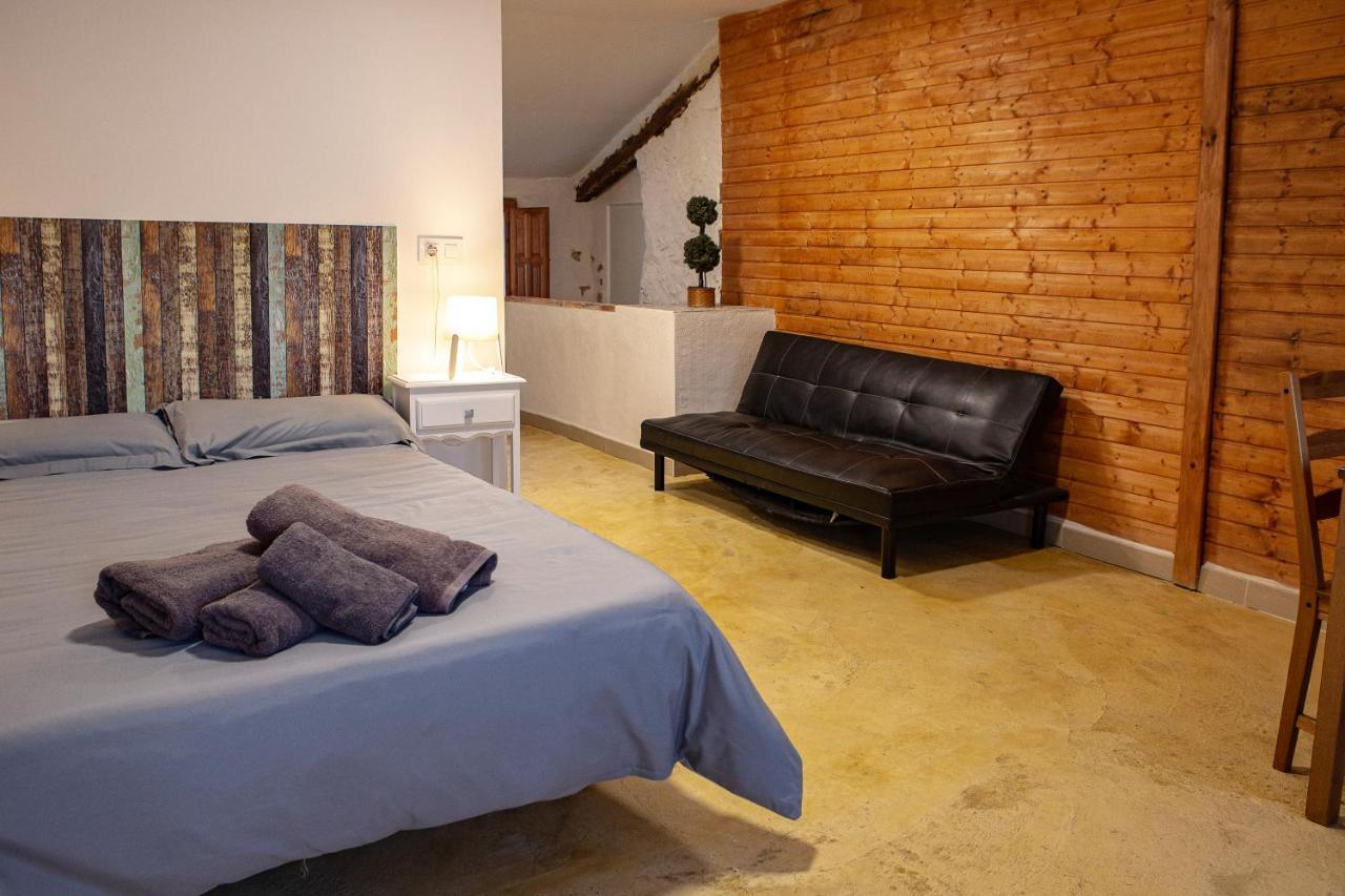 Fortress Jacuzzi Suites Xàtiva Eksteriør bilde