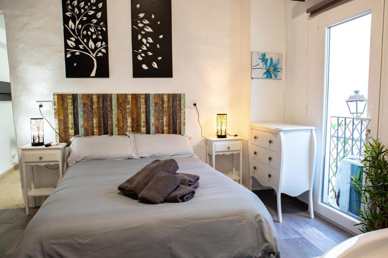 Fortress Jacuzzi Suites Xàtiva Eksteriør bilde