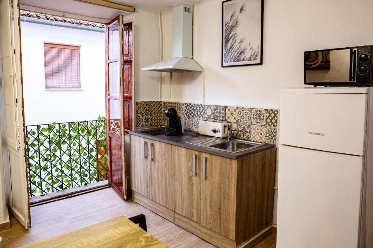 Fortress Jacuzzi Suites Xàtiva Eksteriør bilde