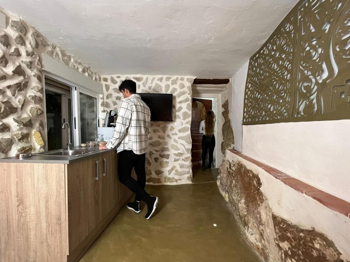 Fortress Jacuzzi Suites Xàtiva Eksteriør bilde