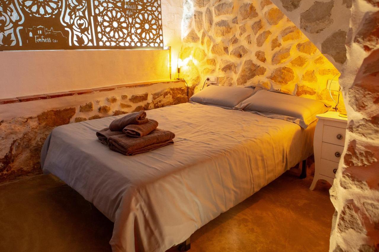 Fortress Jacuzzi Suites Xàtiva Eksteriør bilde
