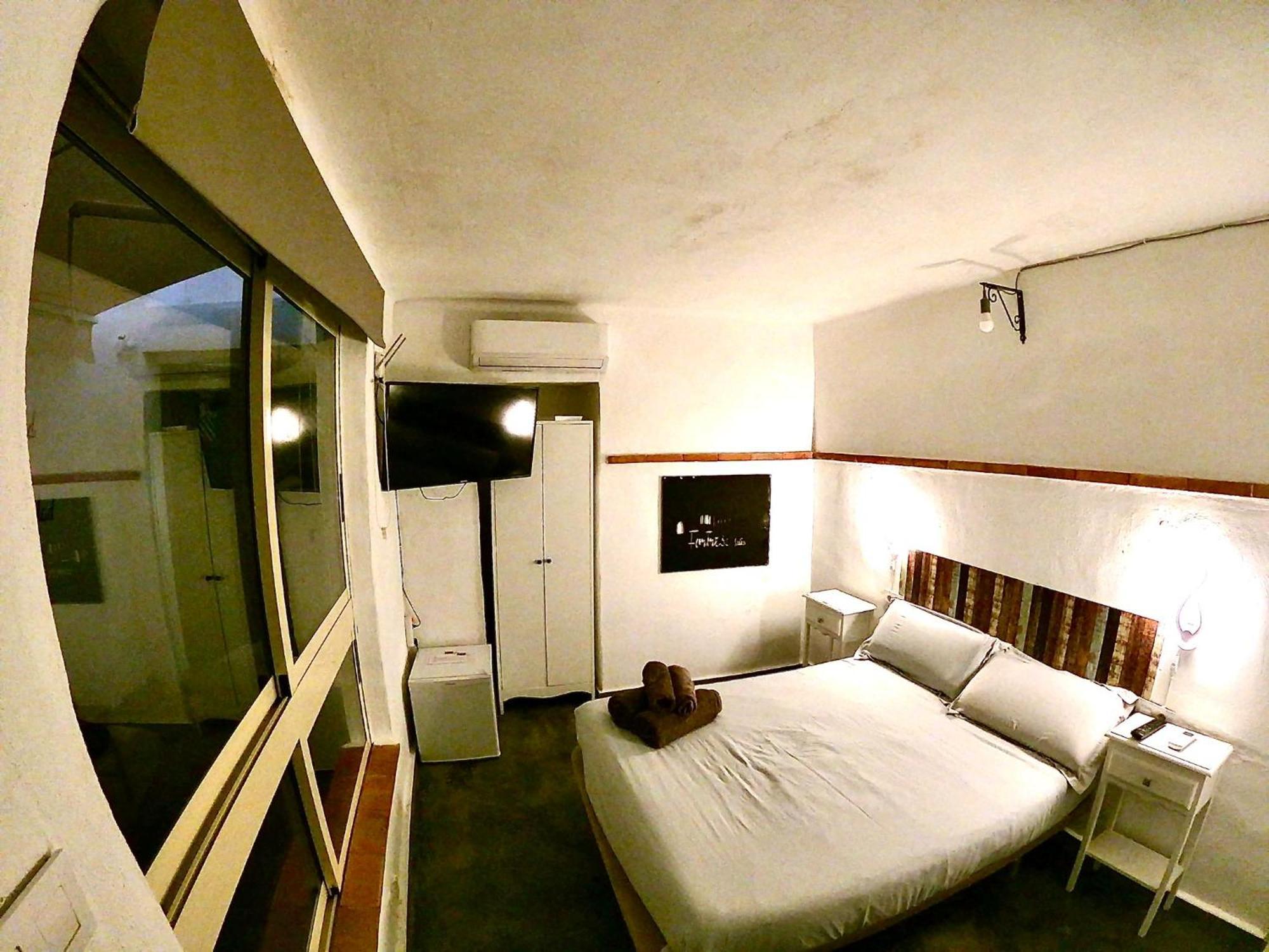 Fortress Jacuzzi Suites Xàtiva Eksteriør bilde